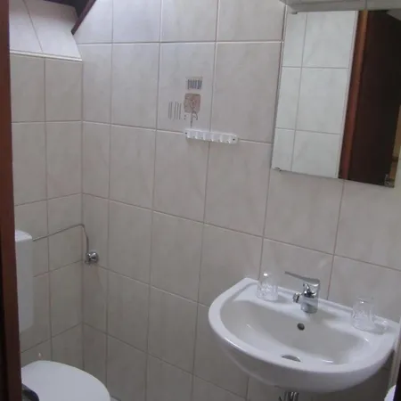 Familienfreundliches Ruhiges In Silbersee Mit Offenem Kamin Holiday home Frielendorf